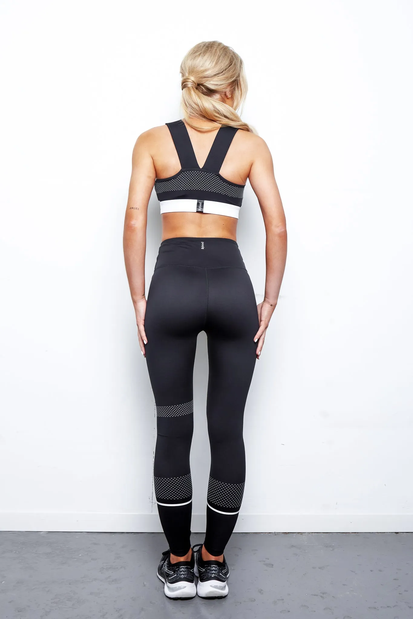 LILYBOD Grace Sports Bra - Black